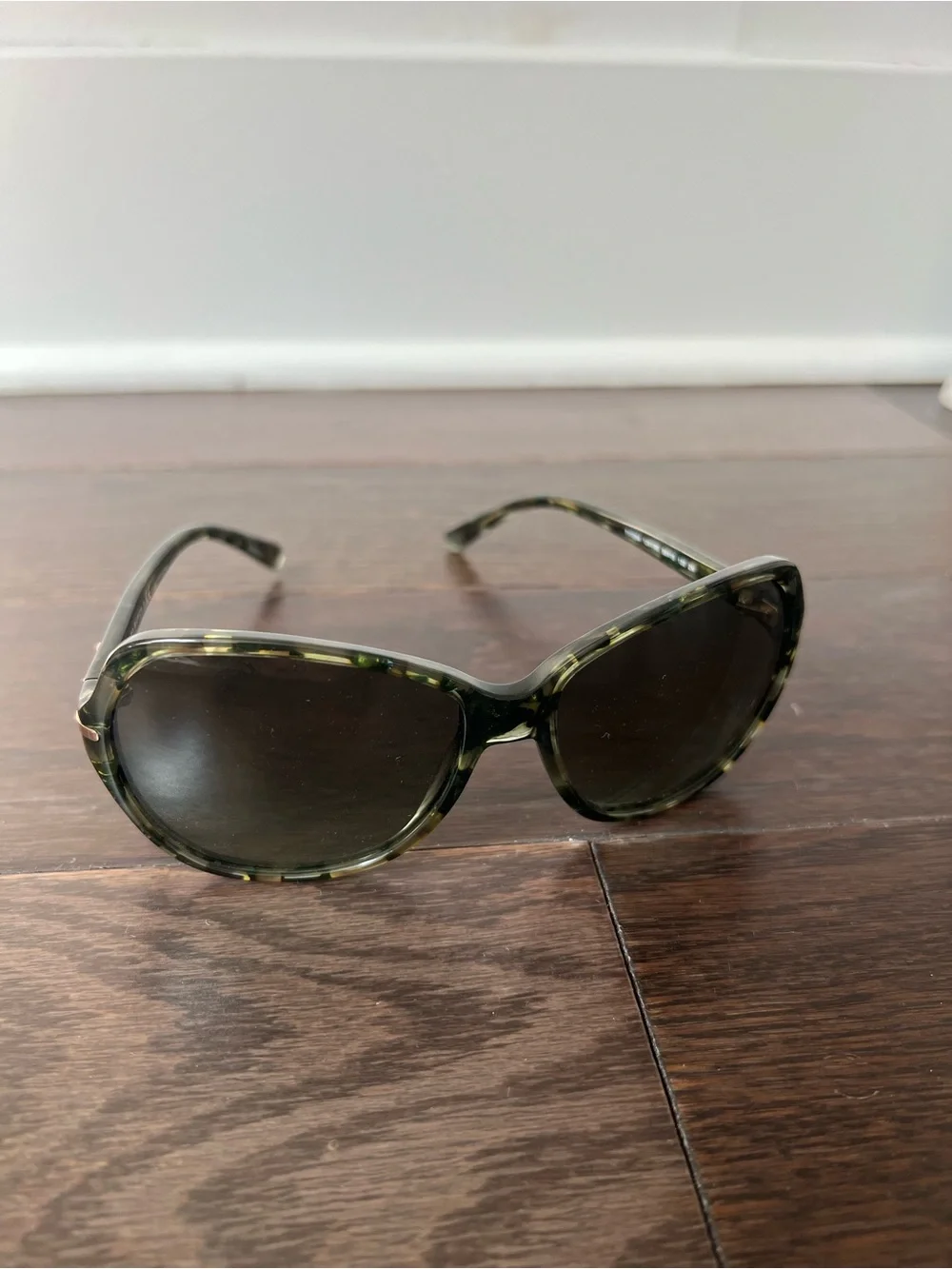 Tory Burch Olive Green Tortoiseshell Sunglasses